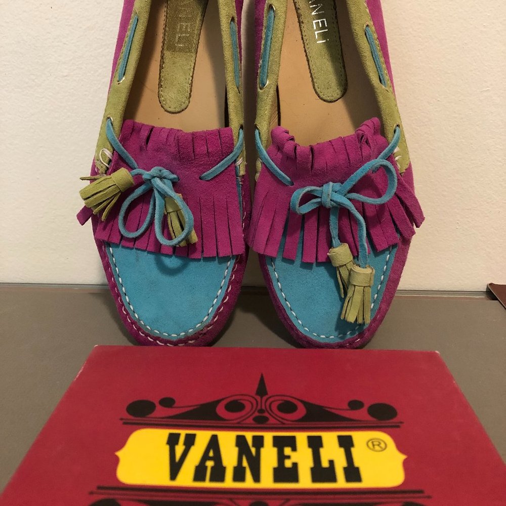 Vaneli Loafers